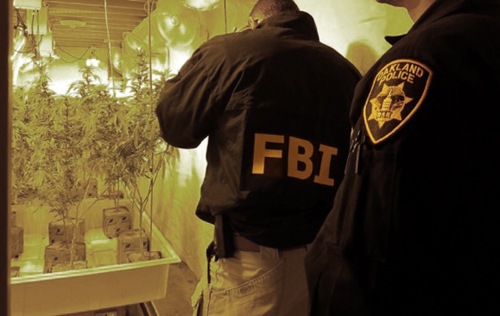 FBI-OPD Homicide Task Force Members Search Crime Scene